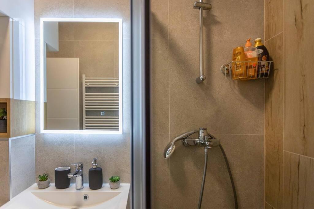 Flat4Us#Cozy#Freeparking#5People Apartment Загреб Екстериор снимка