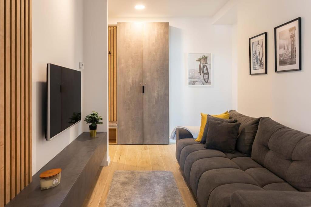 Flat4Us#Cozy#Freeparking#5People Apartment Загреб Екстериор снимка