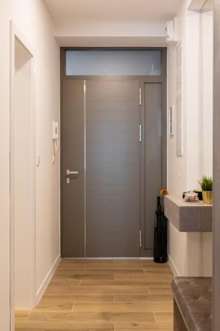 Flat4Us#Cozy#Freeparking#5People Apartment Загреб Екстериор снимка
